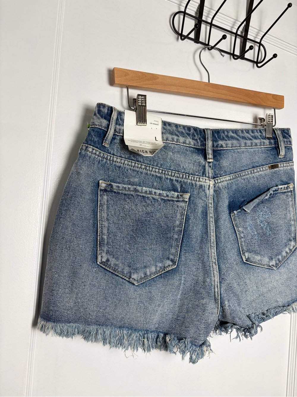 KanCan High Rise Distressed denim Shorts Large - Picture 11 of 16